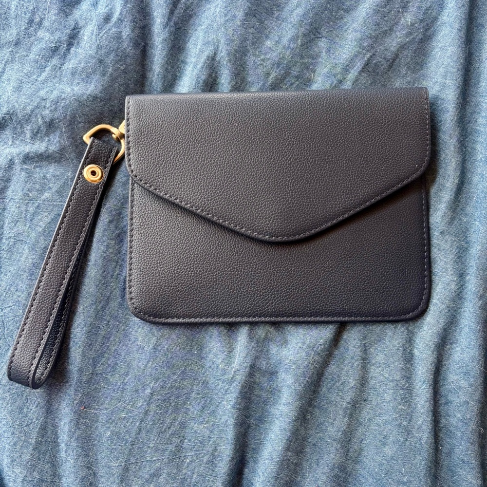 Thirty-One Signature Tote in Navy Smooth Pebble with Interior Organizer & Clutch - Picture 14 of 16